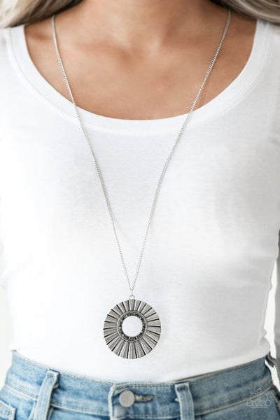 Chicly Centered - Multi Necklace - Paparazzi Accessories