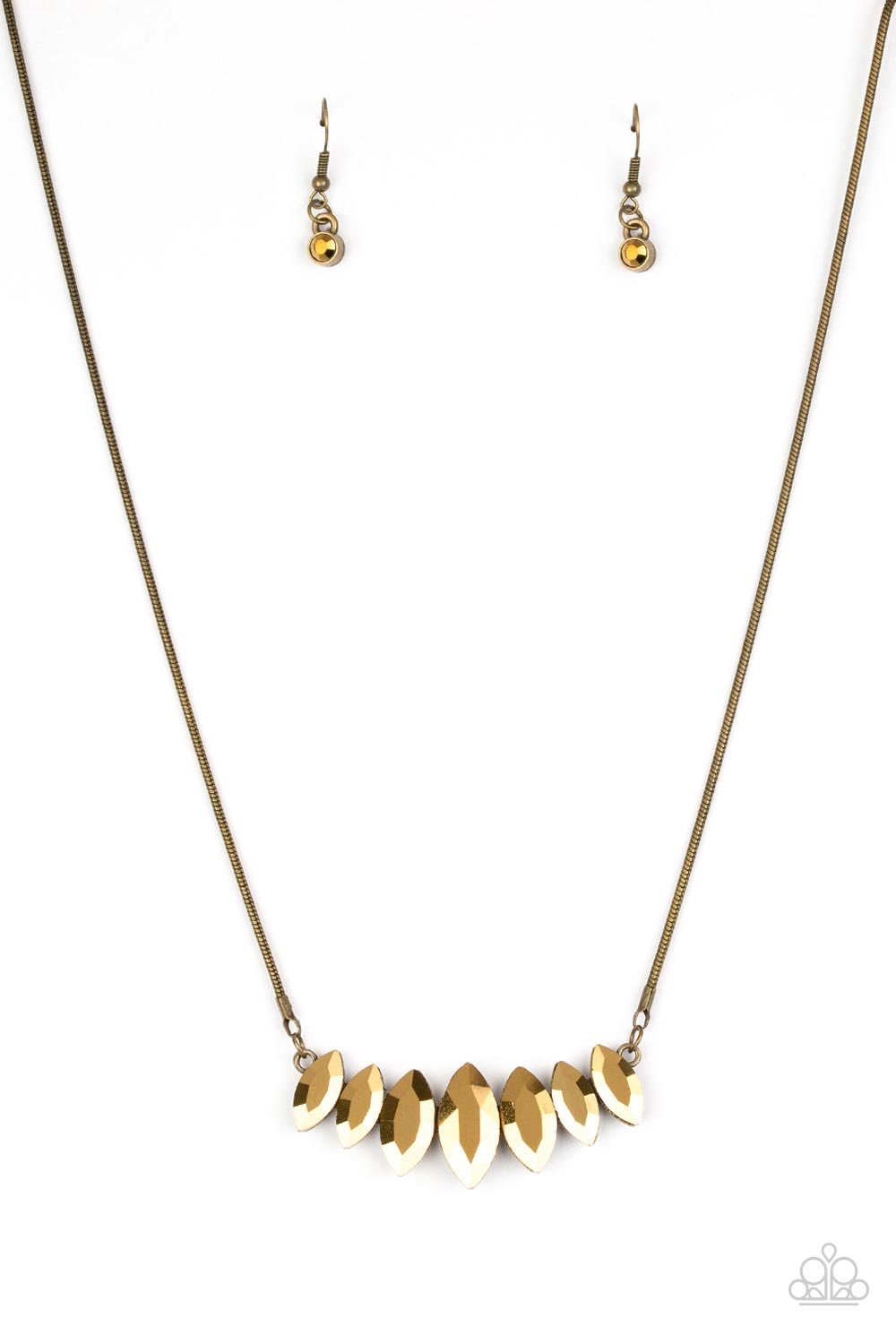 Leading Lady - Brass Necklace - Paparazzi Accessories