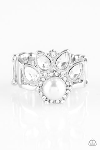 Paparazzi Crown Coronation Ring- White
