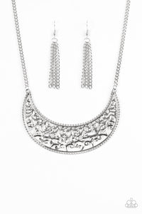 Moroccan Moon - Silver Necklace 